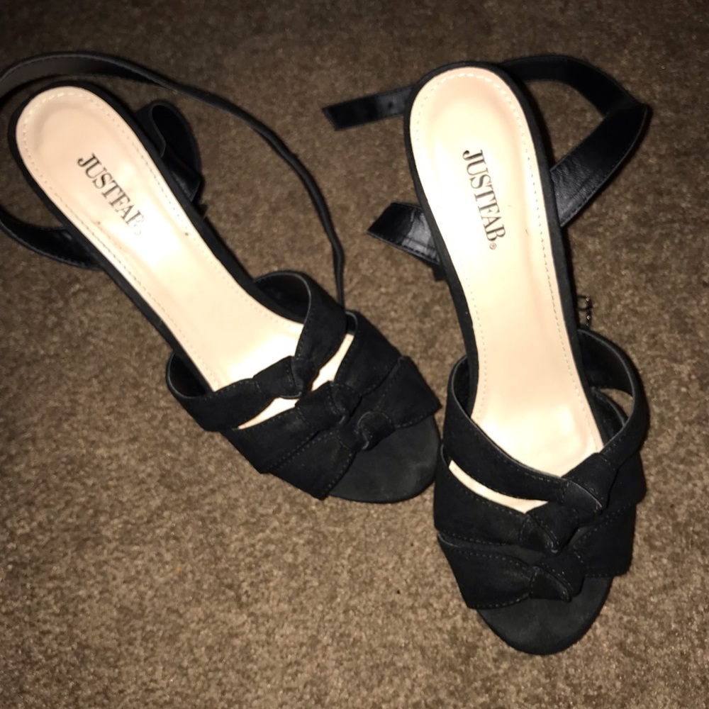 Platform heels - Picture 1 of 3
